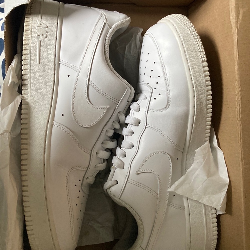 White Air 1’s used but very good condition , no creases